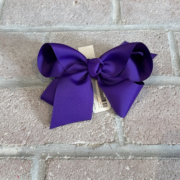 Large bows - Picture 2 of 6